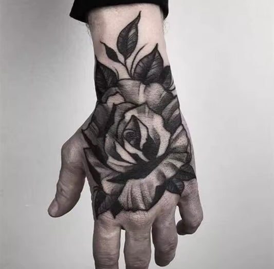 Tatouage éphémère Rose Noire Artistique – Collection Floral & Ombrage