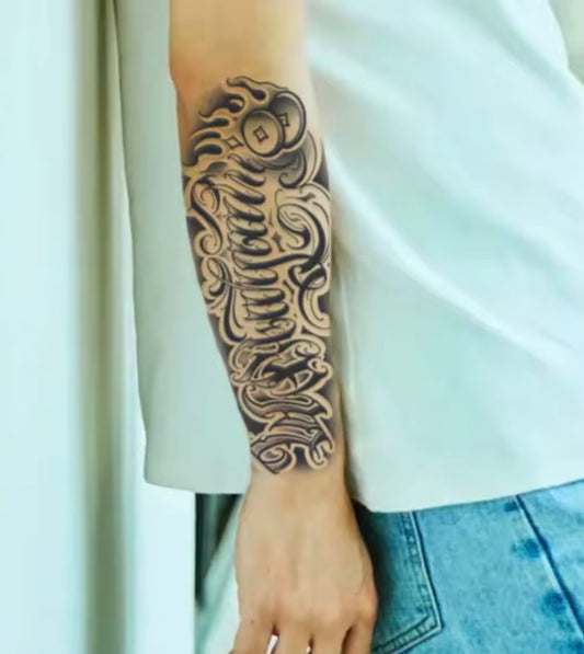 Tatouage Éphémère Avant-Bras – Design Calligraphique Longue Durée