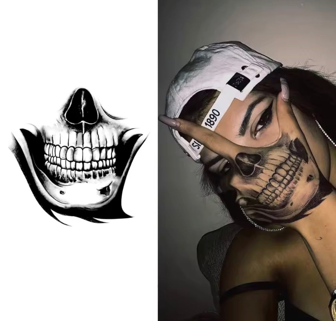 Tatouage Temporaire Main – Crâne Sourire Réaliste (1 à 2 Semaines)