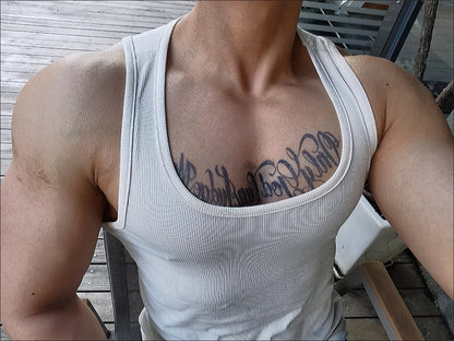 Tatouage Temporaire Torse – Texte Calligraphique “Only God Can Judge Me” (1 à 2 Semaines)